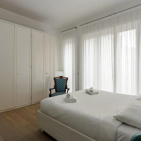 1br Uberto Visconti Di Modrone A With Balcony In Apartamento *