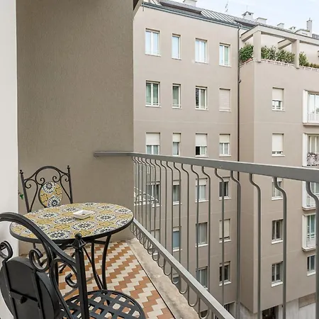 1br Uberto Visconti Di Modrone A With Balcony In Apartamento *