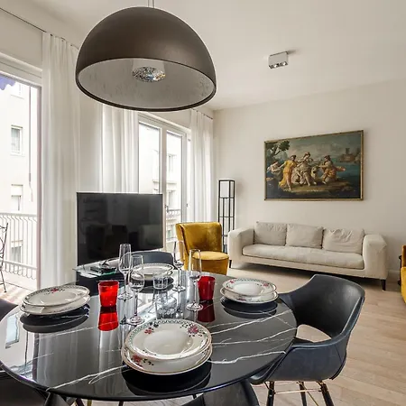 1br Uberto Visconti Di Modrone A With Balcony In Apartamento
